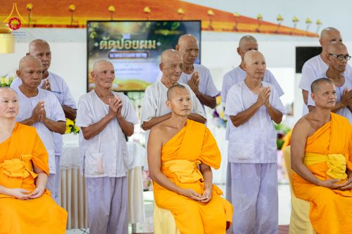 ภาพ No.340084:วันอาทิตย์ ที่ 19 กรกฎาคม 2569 พิธีตัดปอยผมนาคธรรมทายาทโครงการอุปสมบทรุ่นเข้าพรรษาประจำปี2569  ณ ธุดงคสถานพิษณุโลก อ.วังทอง จ.พิษณุโลก