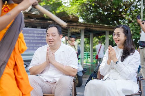 ภาพ No.329162:วันเสาร์ที่ 16 พฤษภาคม พ.ศ.2569 ธรรมยาตรา เดินดูดวงขึ้นดอยฉลองแชมป์บาลี วัดบ้านขุน อำเภอฮอด จังหวัดเชียงใหม่