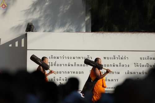 ภาพ No.292825:วันที่ 11 มกราคม พ.ศ. 2569 พิธีต้อนรับพระธรรมยาตรา ณ อนุสรณ์สถานลำดับที่ 3 สถานที่เกิดในเพศสมณะ วัดสองพี่น้อง อำเภอสองพี่น้อง จังหวัดสุพรรณบุรี ในโครงการธรรมยาตรา กตัญญูบูชา มหาปูชนียาจารย์ พระมงคลเทพมุนี(สด จนฺทสโร) พระผู้ปราบมาร อนุสรณ์สถาน 7 แห่ง ปีที