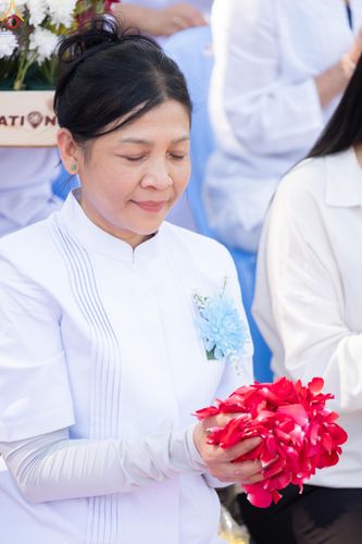 ภาพ No.304154:วันที่ 25 มกราคม พ.ศ. 2569 พิธีต้อนรับพระธรรมยาตรา  รร.สามัคคีราษฏร์บำรุง-วัดพระธรรมกาย ในโครงการธรรมยาตรา กตัญญูบูชา มหาปูชนียาจารย์ พระมงคลเทพมุนี(สด จนฺทสโร) พระผู้ปราบมาร อนุสรณ์สถาน 7 แห่ง ปีที่ 14