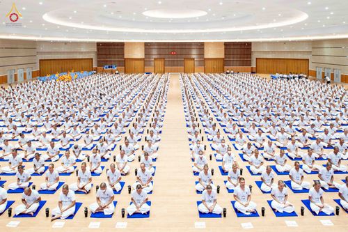 ภาพ No.340623:วันที่ 24-25 กรกฎาคม พ.ศ. 2569 โครงการพัฒนาคุณธรรม จริยธรรม สำหรับนักเรียนนายสิบตำรวจ (นสต.) รุ่นที่ 17 ศูนย์ฝึกอบรมตำรวจภูธรภาค 1 ได้จัดกิจกรรม WalkRally สวดมนต์นั่งสมาธิ และฟังธรรมจากพระอาจารย์ ณ ศูนย์ปฏิบัติธรรมเวิล์ดพีช วัลเล่ย์ (World Peace Valley) 
