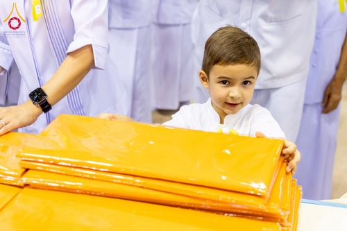 ภาพ No.215549:วันอาทิตย์ต้นเดือนที่ 6 เมษายน พ.ศ. 2568 ขบวนอัญเชิญผ้าป่าสมทบ มหาสังฆทาน 40,000 กว่าวัดทั่วประเทศ ณ สภาธรรมกายสากล วัดพระธรรมกาย