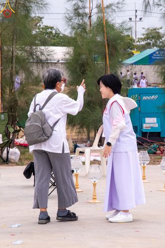 ภาพ No.121007:V.20 เป็นปลื้ม การเตรียมงาน เก็บงาน การรับบุญของเจ้าหน้าที่หน่วยงานต่างๆ เพื่อโครงการธรรมยาตรา กตัญญูบูชา มหาปูชนียาจารย์ พระมงคลเทพมุนี (สด จนฺทสโร) พระผู้ปราบมาร อนุสรณ์สถาน 7 แห่ง ปีที่ 12 ระหว่างวันที่ 2 - 31 มกราคม พ.ศ.2567