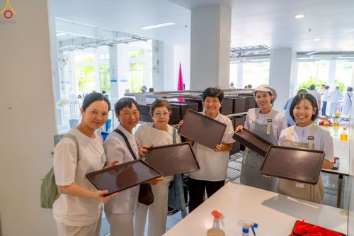 ภาพ No.243412:วันที่ 23-31 สิงหาคม พ.ศ. 2568 เจ้าหน้าที่ทุกสถานะ ทุ่มเทจัดงาน สัมมนารวมใจผู้นำบุญ เพื่องานกฐินสามัคคีทั่วไทย 30,000 วัด บูชาธรรม 81 ปี หลวงพ่อธัมมชโย