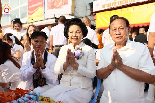 ภาพ No.312865:วันอาทิตย์ที่ 8 มีนาคม พ.ศ.2569 ทำบุญเมืองนครราชสีมา 558 ปี ตักบาตรพระ 10,000 รูป (ภาพชุดที่ 2)