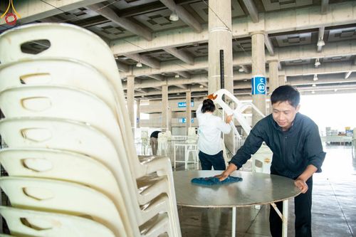 ภาพ No.60682:V.38 ทุ่มพลังเพื่อพ่อครบ 80 ปี ภาพการเตรียมงานของหน่วยงานต่างๆ เพื่อพิธีฉลองอายุวัฒนมงคล 80 ปี หลวงพ่อธัมมชโย และรับถวายมหาสังฆทาน 10,000 กว่าวัดทั่วประเทศ ในวันคุ้มครองโลก วันจันทร์ที่ 22 เมษายน พ.ศ. 2567