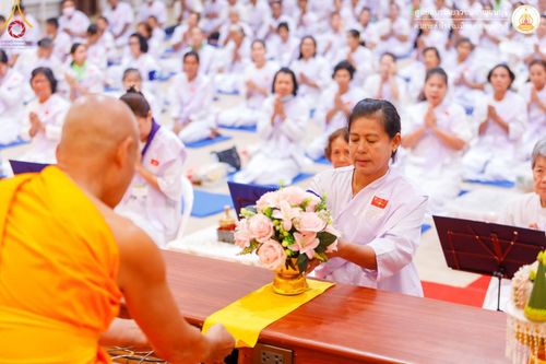 ภาพ No.152238:โครงการอบรมอุบาสก อุบาสิกาแก้ว ตัวแทนทอดกฐิน 30,000 วัด ทั่วไทย ระหว่างวันที่ 6-8 กันยายน พ.ศ. 2567 ณ ศูนย์อบรมเยาวชนกาญจนบุรี