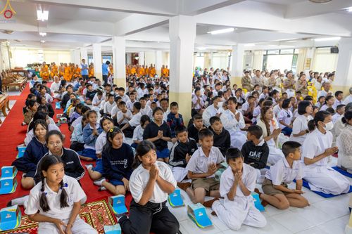 ภาพ No.293083:วันที่ 12 มกราคม พ.ศ. 2569 พิธีทอดผ้าป่าทำนุบำรุงศาสนสถาน ณ วัดไผ่โรงวัว ต.บางตาเถร อ.สองพี่น้อง จ.สุพรรณบุรี ในโครงการธรรมยาตรา กตัญญูบูชา มหาปูชนียาจารย์ พระมงคลเทพมุนี(สด จนฺทสโร) พระผู้ปราบมาร อนุสรณ์สถาน 7 แห่ง ปีที่ 14