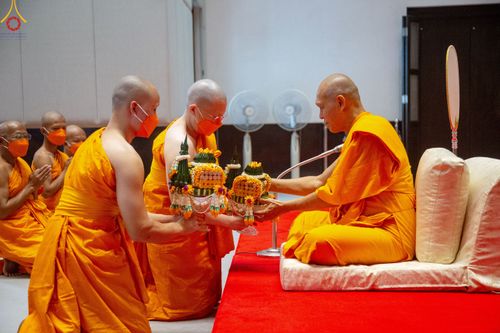 ภาพ No.87847:พิธีบรรพชาอุปสมบท ในโครงการอุปสมบทหมู่บูชาธรรม วันครูผู้ค้นพบวิชชาธรรมกาย ณ วัดพระธรรมกาย ในวันเสาร์ที่ 16 กันยายน พ.ศ.2566