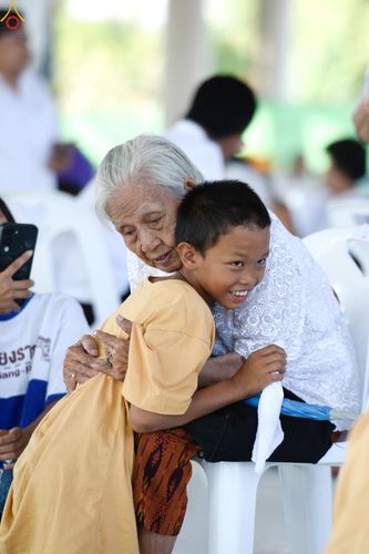 ภาพ No.317345:วันอาทิตย์ที่ 29 มีนาคม พ.ศ. 2569 พิธีตัดปอยผมยุวธรรมทายาท โครงการบรรพชาสามเณรฟื้นฟูพระพุทธศาสนา (ภาคฤดูร้อน) ปิดเทอมเติมธรรม ณ ศูนย์ปฏิบัติธรรมวิหารแดง จ.สระบุรี