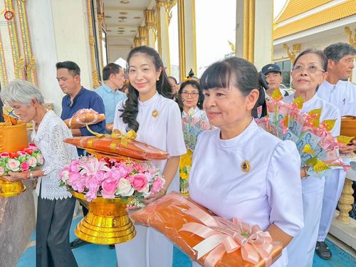 ภาพ No.278647:วันอาทิตย์ที่ 2 พฤศจิกายน พ.ศ.2568 พิธีทอดกฐินสามัคคีทั่วไทย โดยคณะศิษยานุศิษย์ บูชาธรรม 81 ปี หลวงพ่อธัมมชโย ณ วัดมงคลนิมิตร อ.บางเสาธง จ.สมุทรปราการ