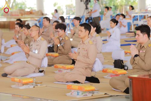 ภาพ No.311541:วันจันทร์ที่ 23 กุมภาพันธ์ พ.ศ. 2569 เปิดโลกทัศน์ผู้บริหารสถานศึกษายุคใหม่ เรียนรู้ต้นแบบการพัฒนาคนผ่านพลัง “บวร–V-Star” ผู้เข้ารับการพัฒนาตามโครงการ สพฐ. ศึกษาดูงานวัดพระธรรมกาย เสริมภาวะผู้นำคุณธรรมสู่การบริหารโรงเรียนอย่างยั่งยืน ณ อาคาร 100 ปี คุณยาย