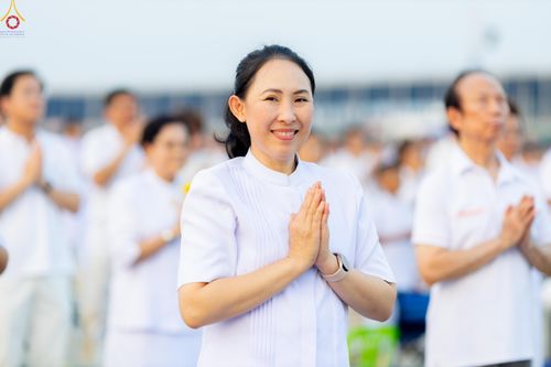 ภาพ No.307527:วันที่ 31 มกราคม พ.ศ. 2569 พิธีจุดประทีปธรรมถวายเป็นพุทธบูชา  และบูชาธรรมมหาปูชนียาจารย์ (ภาพชุดที่ 2) ณ วัดพระธรรมกาย ปทุมธานี ในโครงการธรรมยาตรา กตัญญูบูชา มหาปูชนียาจารย์ พระมงคลเทพมุนี(สด จนฺทสโร) พระผู้ปราบมาร อนุสรณ์สถาน 7 แห่ง ปีที่ 14