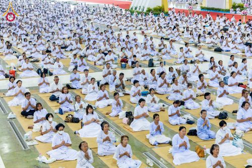 ภาพ No.308358:วันที่ 1  กุมภาพันธ์ พ.ศ. 2569 พิธีบูชาข้าวพระอาทิตย์ต้นเดือน ณ สภาธรรมกายสากล วัดพระธรรมกาย