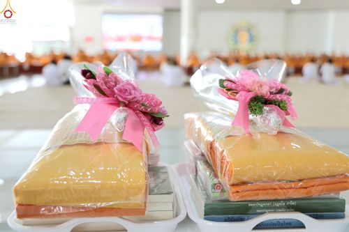 ภาพ No.229476:วันเสาร์ที่ 21 มิถุนายน พ.ศ. 2568 พิธีถวายภัตตาหารเมนูสวรรค์ เพื่อการบรรลุธรรม ณ หอฉันคุณยายอาจารย์ฯ วัดพระธรรมกาย