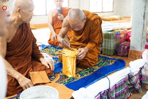 ภาพ No.170159:พิธีทอดกฐิน ณ วัดถ้ำสะแกทอง อ.หนองวัวซอ จ.อุดรธานี ในโครงการกฐินสามัคคีทั่วไทย 30,000 วัด บูชาธรรม 80 ปี หลวงพ่อธัมมชโย โดยคณะศิษยานุศิษย์วัดพระธรรมกาย วันที่ 27 ตุลาคม พ.ศ. 2567