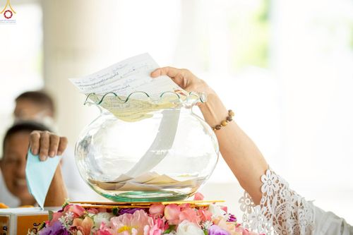 ภาพ No.247372:วันจันทร์ที่ 22 กันยายน พ.ศ. 2568 (วันพระ แรม 15 ค่ำ เดือน 10) พิธีบุพเปตพลี ครั้งที่ 170 ร่วมอุทิศบุญแด่หมู่ญาติที่ล่วงลับไปแล้ว และสืบทอดอายุพระพุทธศาสนา ณ หอฉันคุณยายอาจารย์ฯ วัดพระธรรมกาย