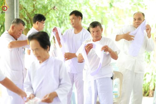 ภาพ No.154992:โครงการอุบาสกแก้ว อุบาสิกาแก้ว รุ่นที่ 2 ตัวแทนทอดกฐินสามัคคีทั่วไทย 30,000 วัด บูชาธรรม 80 ปี หลวงพ่อธัมมชโย จังหวัดบุรีรัมย์ ระหว่างวันที่ 13-15 กันยายน พ.ศ. 2567