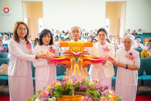 ภาพ No.167313:“กฐินฉลอง 80 ปี ธรรมชัย”กตัญญบูชาหลวงพ่อธัมมชโย สถาปนาอุโบสถ วัดพระธรรมกายเมลเบิร์น ประเทศออสเตรเลีย  วันอาทิตย์ที่ 20 ตุลาคม พ.ศ. 2567