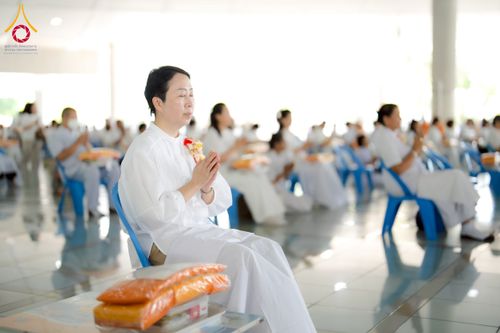 ภาพ No.253522:วันอังคารที่ 7 ตุลาคม พ.ศ.2568 (วันพระ ขึ้น 15 ค่ำ เดือน 11) พิธีบุพเปตพลี ครั้งที่ 171 ร่วมอุทิศบุญแด่หมู่ญาติที่ล่วงลับไปแล้ว และสืบทอดอายุพระพุทธศาสนา ณ หอฉันคุณยายอาจารย์ฯ วัดพระธรรมกาย