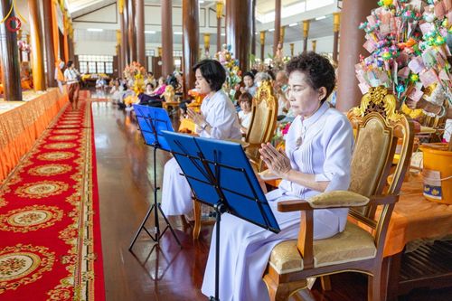 ภาพ No.165960:พิธีทอดกฐิน ณ วัดท่าเรือ ต.ท่าเรือ อ.ท่ามะกา จ.กาญจนบุรี ในโครงการกฐินสามัคคีทั่วไทย 30,000 วัด บูชาธรรม 80 ปี หลวงพ่อธัมมชโย โดยคณะศิษยานุศิษย์วัดพระธรรมกาย วันที่ 20 ตุลาคม พ.ศ. 2567