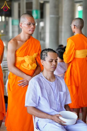 ภาพ No.143933:พิธีตัดปอยผมและปลงผมธรรมทายาท รุ่นเข้าพรรษา ณ มหาวิหารคด คอร์ 16 วัดพระธรรมกาย วันอาทิตย์ที่ 7 กรกฎาคม พ.ศ. 2567
