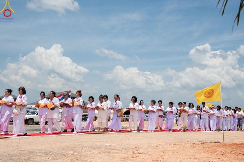 ภาพ No.144392:3 Bigboon 1.พิธีทอดผ้าป่าสถาปนาสังฆรัตนะปทุมเจดีย์ 2.พิธีประดิษฐานดอกบัวอนันต์นิรันดร์กาล 3.พิธีถวายมหาสังฆทานแด่คณะสงฆ์ทุกวัดในจังหวัดปัตตานี ณ ศูนย์อบรมเยาวชนจังหวัดปัตตานี วันอาทิตย์ที่ 14 กรกฎาคม พ.ศ. 2567