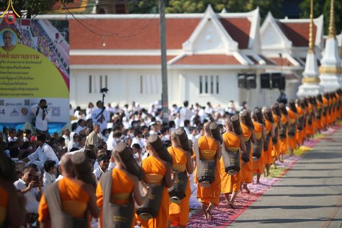 ภาพ No.195459:พิธีต้อนรับพระธรรมยาตรา ณ อนุสรณ์สถานลำดับที่ 4 สถานที่เกิดด้วยกายธรรม วัดโบสถ์(บน) ต.บางคูเวียง จ.นนทบุรี ในโครงการธรรมยาตรา กตัญญูบูชา มหาปูชนียาจารย์ พระมงคลเทพมุนี(สด จนฺทสโร) พระผู้ปราบมาร อนุสรณ์สถาน 7 แห่ง ปีที่ 13 วันที่ 15 มกราคม พ.ศ. 2568