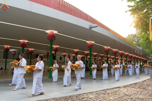 ภาพ No.136264:พิธีอุปสมบทสามเณรเตรียมสถาบันธรรมชัย รุ่นที่ 21 ณ โบสถ์พระไตรปิฏก วัดพระธรรมกาย วันเสาร์ที่ 4 พฤษภาคม พ.ศ.2567
