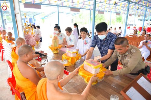 ภาพ No.138466:พิธีทอดผ้าป่าสามัคคี เพื่อสมทบทุนสร้างหอฉัน ๑๑๓ปี คุณยายอาจารย์มหารัตนอุบาสิกาจันทร์ขนนกยูง ครั้งที่ ๘ ในวันศุกร์ ที่ ๒๔ พฤษภาคม พ.ศ. ๒๕๖๗ ณ ศูนย์การศึกษาจอมบึง ต.รางบัว อ.จอมบึง จ.ราชบุรี