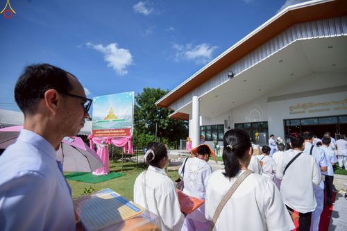 ภาพ No.261562:วันที่ 17-18 ตุลาคม พ.ศ. 2568 พิธีเจริญพระพุทธมนต์คณะสงฆ์ 108 กลั่นแผ่นดินองค์พระเจดีย์สระบุรี สมโภชองค์กฐิน และพิธีทอดกฐิน ณ ศูนย์ปฏิบัติธรรมสระบุรี ในโครงการกฐินสามัคคีทั่วไทย 30,000 วัด บูชาธรรม 81 ปี หลวงพ่อธัมมชโย โดยคณะศิษยานุศิษย์วัดพระธรรมกาย