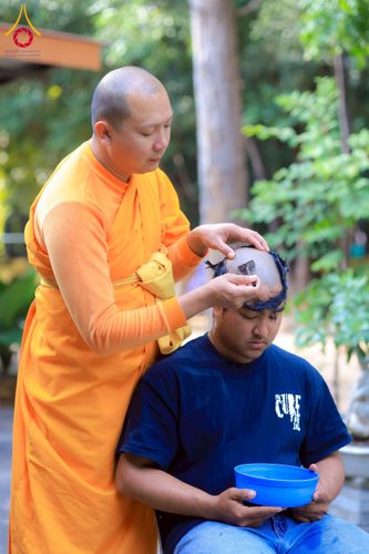 ภาพ No.275943:วันที่ 26-30 พฤศจิกายน พ.ศ. 2568 ทีมพระพี่เลี้ยงตั้งรับ รายงานตัวโครงการบวชบูชาธรรมมหาปูชนียาจารย์ ณ ศูนย์ปฏิบัติธรรมบุรีรัมย์