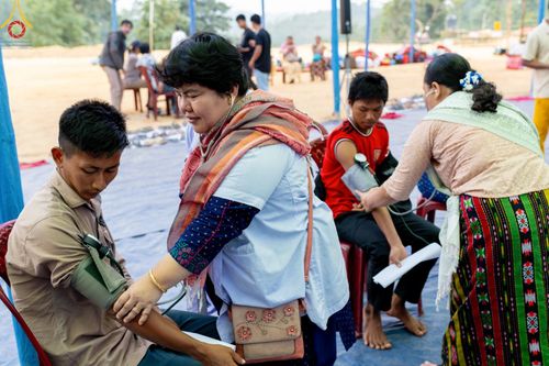 ภาพ No.127585:Photo Story ปฐมบรรพชาชาวพุทธมาร์มา Episode 2/5 วันที่ 6-7 กุมภาพันธ์ พ.ศ. 2567  โครงการบรรพชาครั้งประวัติศาสตร์ แห่งเทือกเขาจิตตะกอง  ครั้งแรกของชาวพุทธมาร์มา บังกลาเทศ บูชาธรรม 80 ปีหลวงพ่อธัมมชโย ณ วัดธัมจักร อรัญกุฏิ เมืองรัมการ์ คาร์กาชารี บังกลาเทศ