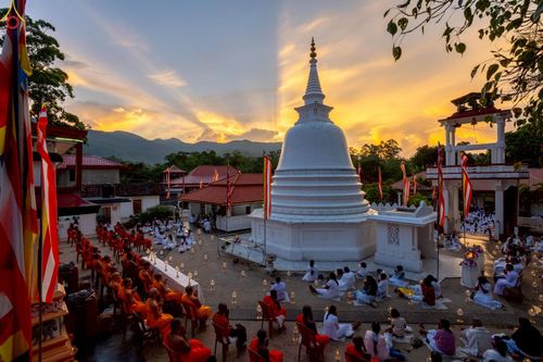 ภาพ No.229945:วันที่ 4 และ 12 พฤษภาคม พ.ศ. 2568 พิธีจุดวิสาขประทีป ถวายเป็นพุทธบูชา ณ วัดสุภัทรารามา มหาวิหาร เมืองบาดุลลา ประเทศศรีลังกา