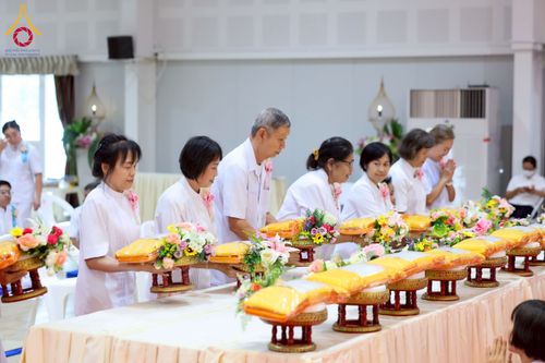 ภาพ No.255021:วันที่ 15 ตุลาคม พ.ศ. 2568 พิธีทอดกฐินสามัคคีประจำปี 2568 บูชาธรรม 81 ปี หลวงพ่อธัมมชโย ณ ศูนย์อบรมเยาวชนกาญจนบุรี