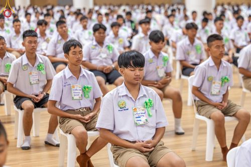 ภาพ No.152824:อบรมเชิงปฎิบัติการจัดกิจกรรมทอดกฐินสัมฤทธิ์ และพิธีมอบผ้าไตรประธานกฐินสัมฤทธิ์เด็กดี V-Star ประจำปีพุทธศักราช 2567  วันเสาร์ที่ 7 กันยายน พ.ศ.2567 ณ สภาธรรมกายสากล วัดพระธรรมกาย