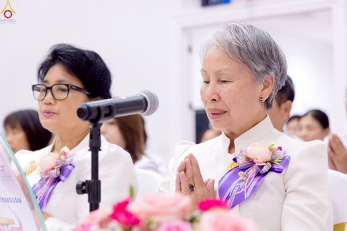 ภาพ No.234589:วันอาทิตย์ที่ 20 กรกฎาคม  พ.ศ.2568 พิธีทอดผ้าป่าภาคพื้นอเมริกา พิธีเจริญพระพุทธมนต์ ฉลองอาคารแก้วธรรมชัยรัตนอนันต์ วัดพระธรรมกายเทนเนสซี ประเทศสหรัฐอเมริกา