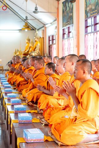 ภาพ No.200369:พิธีทอดผ้าป่าทำนุบำรุงศาสนสถาน ณ วัดผาสุการาม ตำบลบางไทรป่า อำเภอบางเลน จังหวัดนครปฐม ในโครงการธรรมยาตรา กตัญญูบูชา มหาปูชนียาจารย์ พระมงคลเทพมุนี(สด จนฺทสโร) พระผู้ปราบมาร อนุสรณ์สถาน 7 แห่ง ปีที่ 13 วันที่ 22 มกราคม พ.ศ. 2568