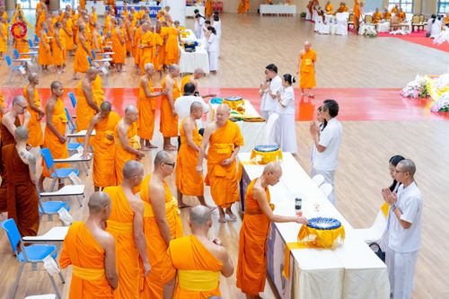 ภาพ No.267207:วันที่ 7 พฤศจิกายน พ.ศ. 2568 พิธีสอบธรรมสนามหลวง นักธรรมชั้นโท - เอก ณ สนามสอบวัดพระธรรมกาย