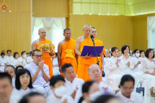 ภาพ No.89746:พิธีวางแผ่นจารึกชื่อ เพื่อนำไปประดิษฐานไว้ในฐานองค์พระประธาน เนื่องในโอกาสครบรอบ 10 ปี ศูนย์ปฏิบัติธรรมนครราชสีมา วันอาทิตย์ที่ 24 กันยายน พ.ศ. 2566