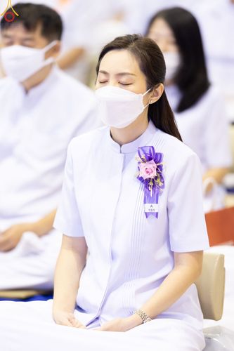 ภาพ No.88827:พิธีบูชาครูผู้ค้นพบวิชชาธรรมกาย วันศุกร์ที่ 29 กันยายน พ.ศ. 2566 วันเพ็ญขึ้น 15 ค่ำ เดือน 10 ณ วัดพระธรรมกาย