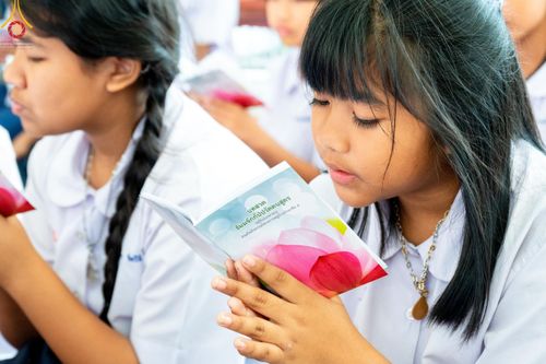 ภาพ No.192264:พิธีทอดผ้าป่าทำนุบำรุงศาสนสถาน ณ วัดเทพพล แขวงบางพรม เขตตลิ่งชัน กรุงเทพมหานคร ในโครงการธรรมยาตรา กตัญญูบูชา มหาปูชนียาจารย์ พระมงคลเทพมุนี(สด จนฺทสโร) พระผู้ปราบมาร อนุสรณ์สถาน 7 แห่ง ปีที่ 13 วันที่ 9 มกราคม พ.ศ. 2568