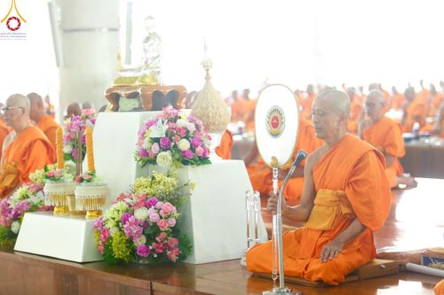 ภาพ No.162121:พิธีถวายภัตตาหารเมนูสวรรค์ เนื่องในวันออกพรรษา (ขึ้น 15 ค่ำ เดือน 11) วันพฤหัสบดีที่ 17 ตุลาคม พ.ศ. 2567 ณ หอฉันคุณยายอาจารย์ฯ วัดพระธรรมกาย