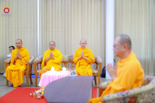 ภาพ No.197546:พิธีถวายสังฆทานคณะสงฆ์ 2 นิกายเชื่อมสัมพันธ์ไทย-เกาหลี วันอาทิตย์ที่ 5 มกราคม พ.ศ. 2568 ณ อาคารชมรมภาวนารักษ์ วัดพระธรรมกาย อำเภอคลองหลวง จังหวัดปทุมธานี