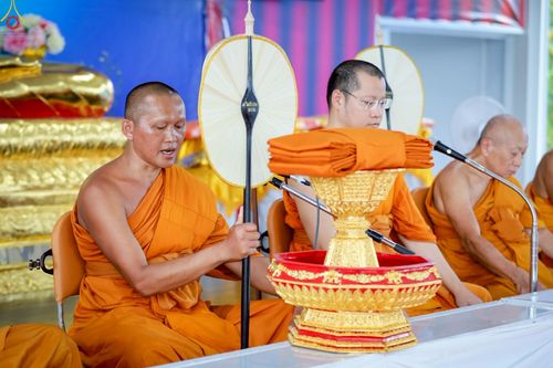 ภาพ No.272671:วันที่ 1 พฤศจิกายน พ.ศ. 2568 พิธีทอดกฐินสามัคคีทั่วไทย ณ วัดศรีวรรณวนาราม ต.คลองสาม อ.คลองหลวง จ.ปทุมธานี โดยคณะศิษยานุศิษย์ บูชาธรรม 81 ปี หลวงพ่อธัมมชโย