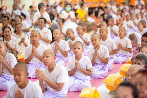 ภาพ No.216357:วันเสาร์ที่ 5 เมษายน พ.ศ. 2568 พิธีขอบรรพชา พิธีขอสรณคมน์และศีล พิธีขอนิสสัย พิธีถวายบาตร ในโครงการบรรพชาสามเณรฟื้นฟูพระพุทธศาสนาทั่วไทย  ณ วัดพระพุทธบาท ราชวรมหาวิหาร ต.ขุนโขลน อ.พระพุทธบาท จ.สระบุรี