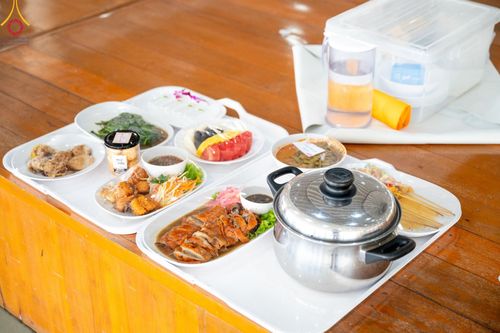 ภาพ No.186856:พิธีถวายภัตตาหารเมนูสวรรค์ "เพื่อการบรรลุธรรม" วันเสาร์ที่ 28 ธันวาคม พ.ศ.2567 ณ หอฉันคุณยายอาจารย์ฯ วัดพระธรรมกาย