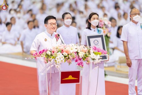 ภาพ No.124549:พิธีถวายรางวัล Guinness World Records "สถิตินั่งสมาธิและร่วมลงชื่อเพื่อสร้างสันติภาพโลก ด้วยจำนวนคนที่มากที่สุดในโลก" ณ สภาธรรมกายสากล วัดพระธรรมกาย วันมาฆบูชา เสาร์ที่ 24 กุมภาพันธ์ พ.ศ. 2567