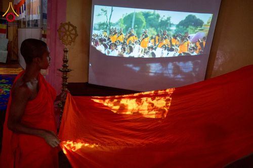 ภาพ No.225566:วันที่ 1 พฤษภาคม พ.ศ. 2568 พิธีเปิดโครงการ สยาม-ลังกา ธรรมยาตรา ฉลองเทศกาลวิสาขบูชาแห่งชาติ ศรีลังกา  และ บูชาธรรม 81 ปี หลวงพ่อธัมมชโย