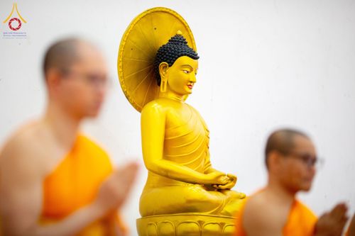 ภาพ No.210185:วันพฤหัสบดีที่ 6 มีนาคม พ.ศ. 2568 ตักบาตรฉลองสามเณรใหม่ โครงการบรรพชาสามเณรท้องถิ่นชาวเนปาล 500 รูป ณ ลุมพินี ประเทศเนปาล